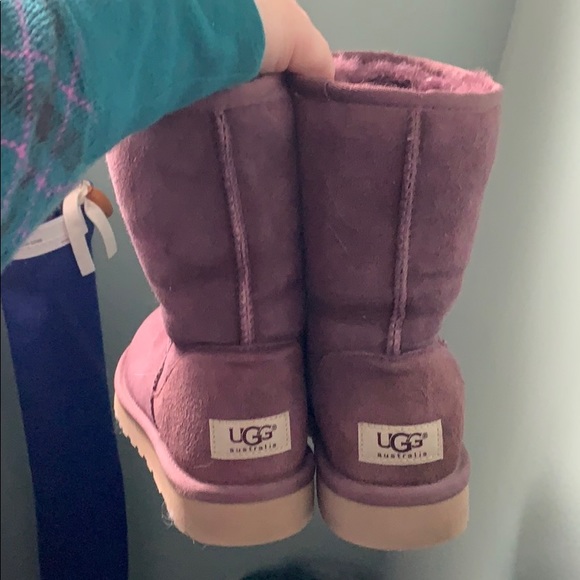 PURPLE SHORT UGGS - Picture 3 of 10